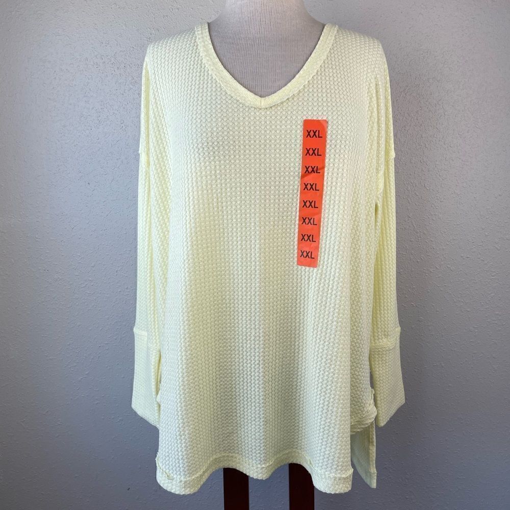 NWT Vintage X America Yellow Long Sleeve V-Neck Top Size XXL